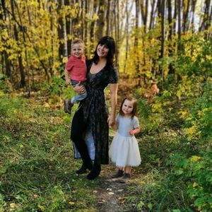 Meet your Posher, Olyvia